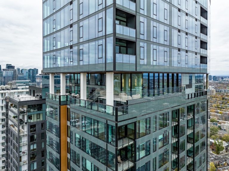 Thinking About Buying a Condo? Here’s Why Westmount Should Be Your First Choice!